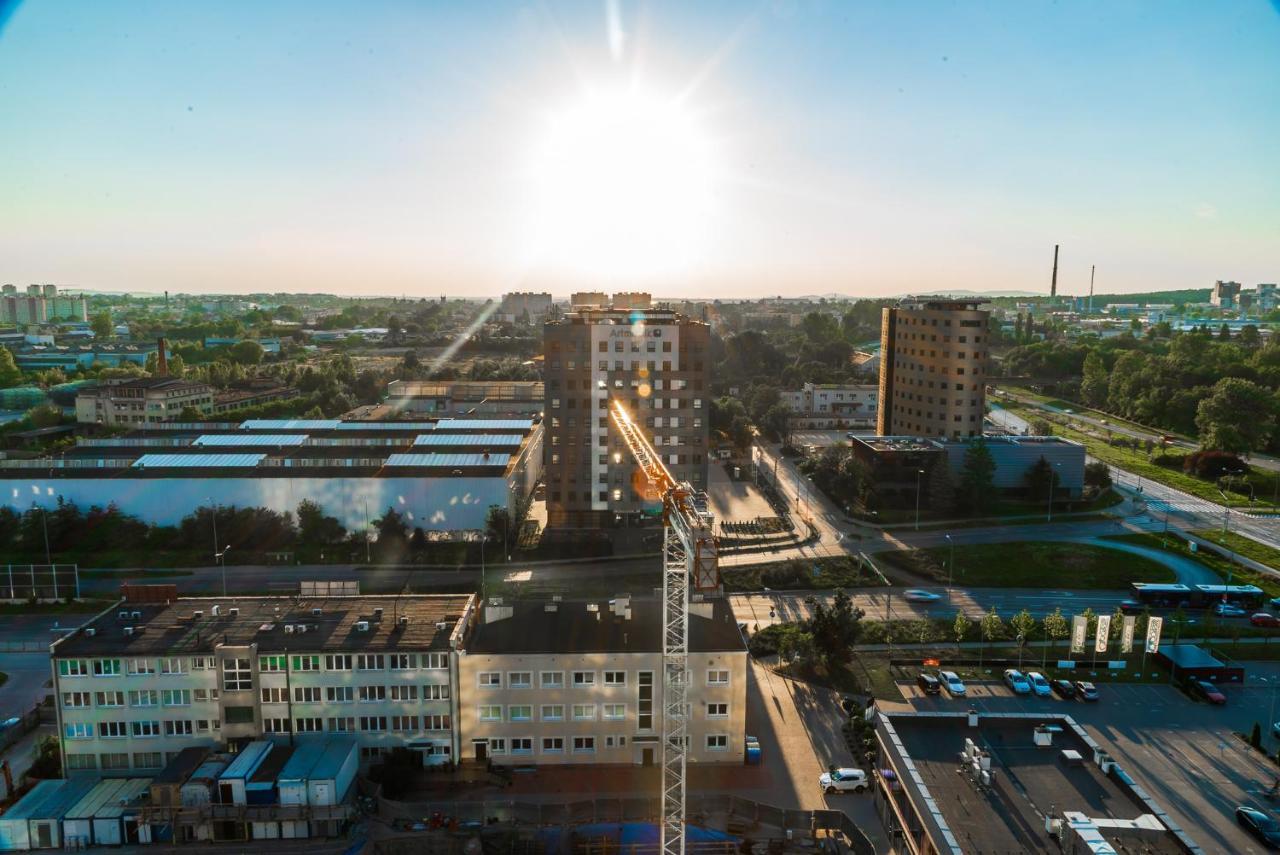 Apartament Plaza Tower 14 Pietro Kielce Eksteriør billede