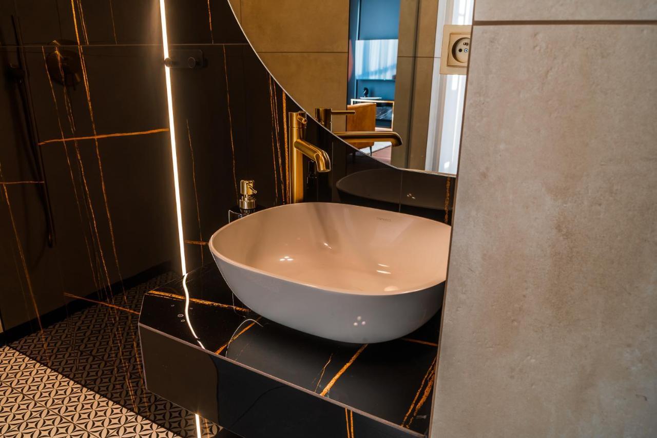 Apartament Plaza Tower 14 Pietro Kielce Eksteriør billede