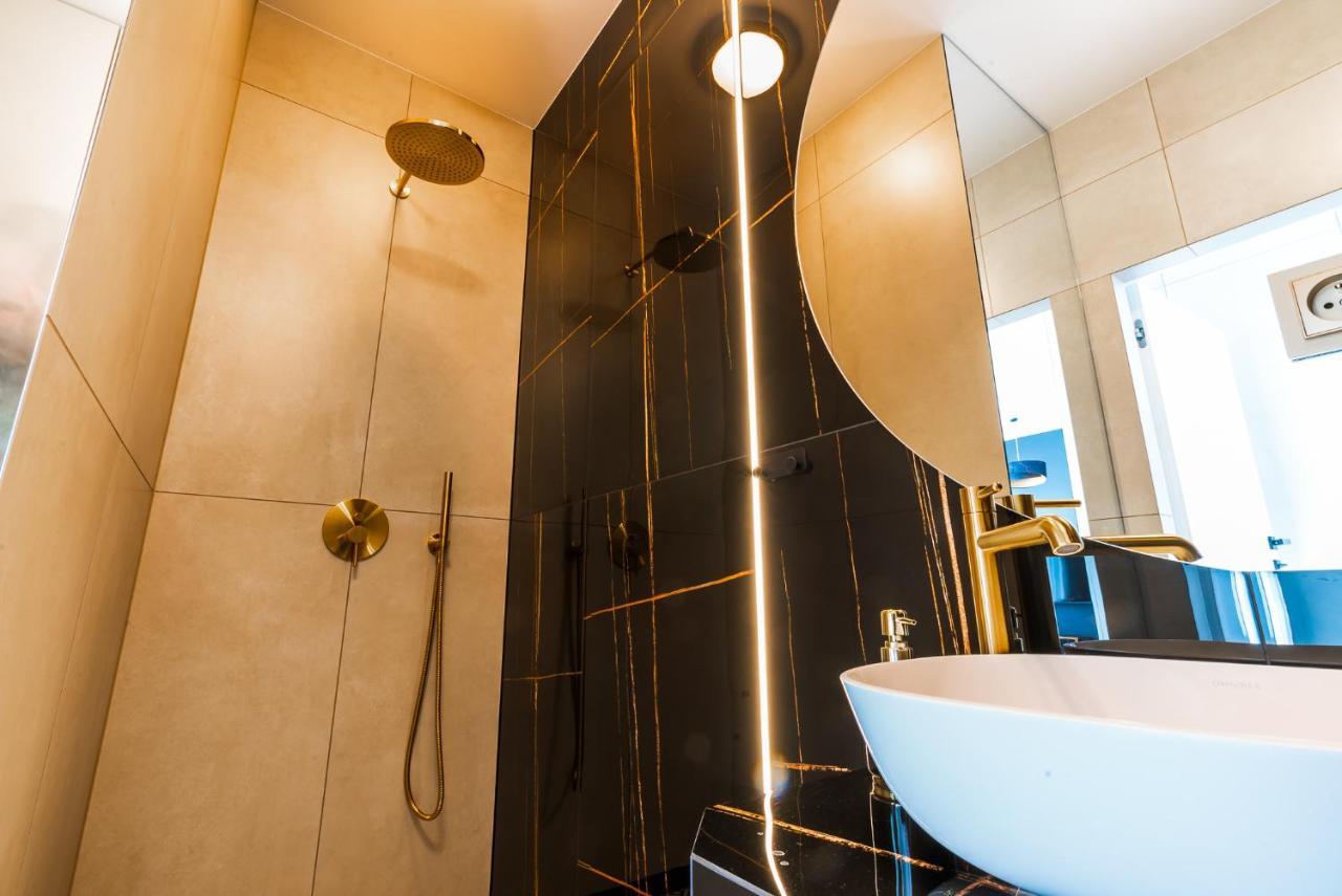 Apartament Plaza Tower 14 Pietro Kielce Eksteriør billede